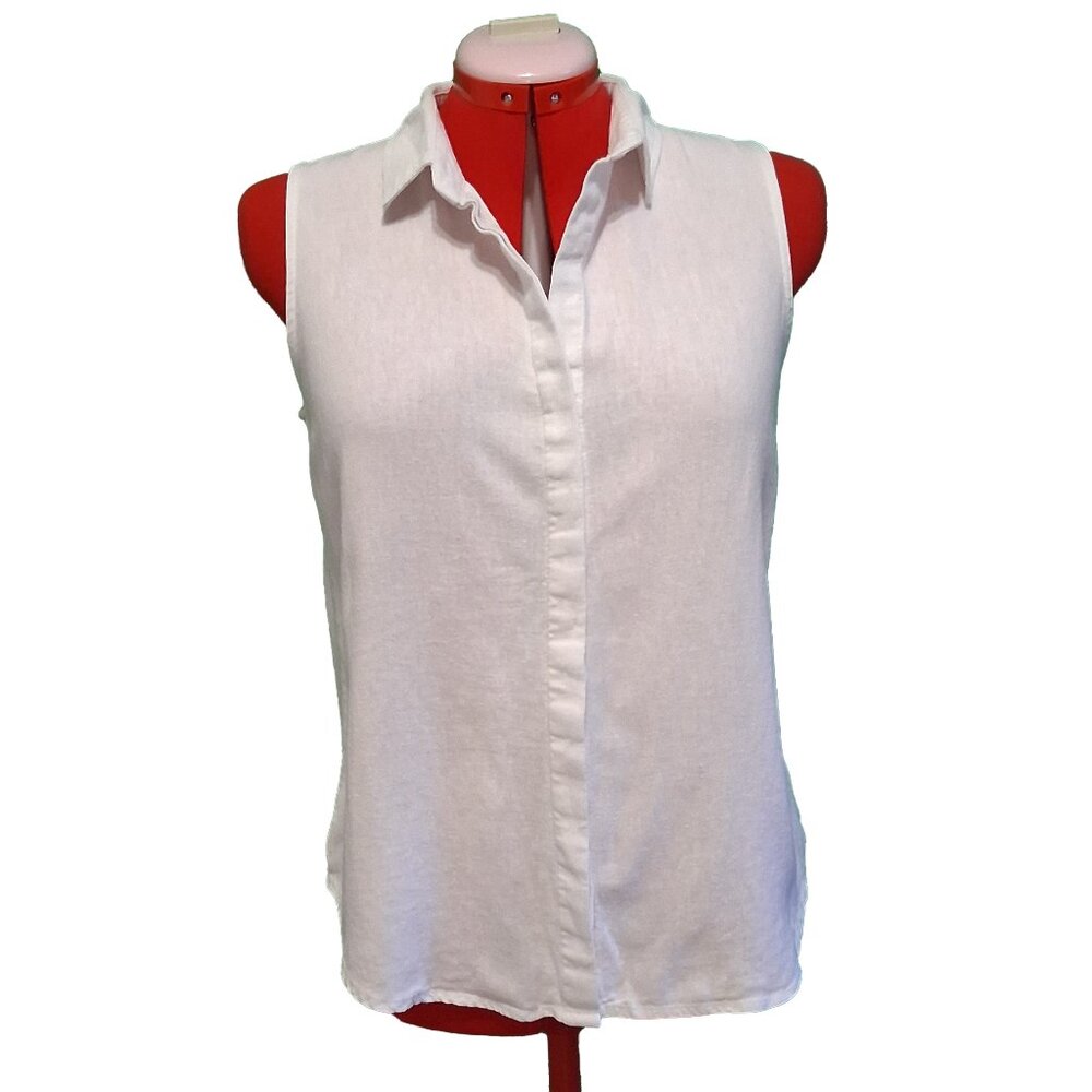 For Cynthia White Button Down blouse Size M